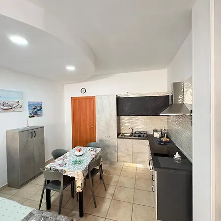 Feriehus 2 Minuti Dal Mare Lido San Giovanni